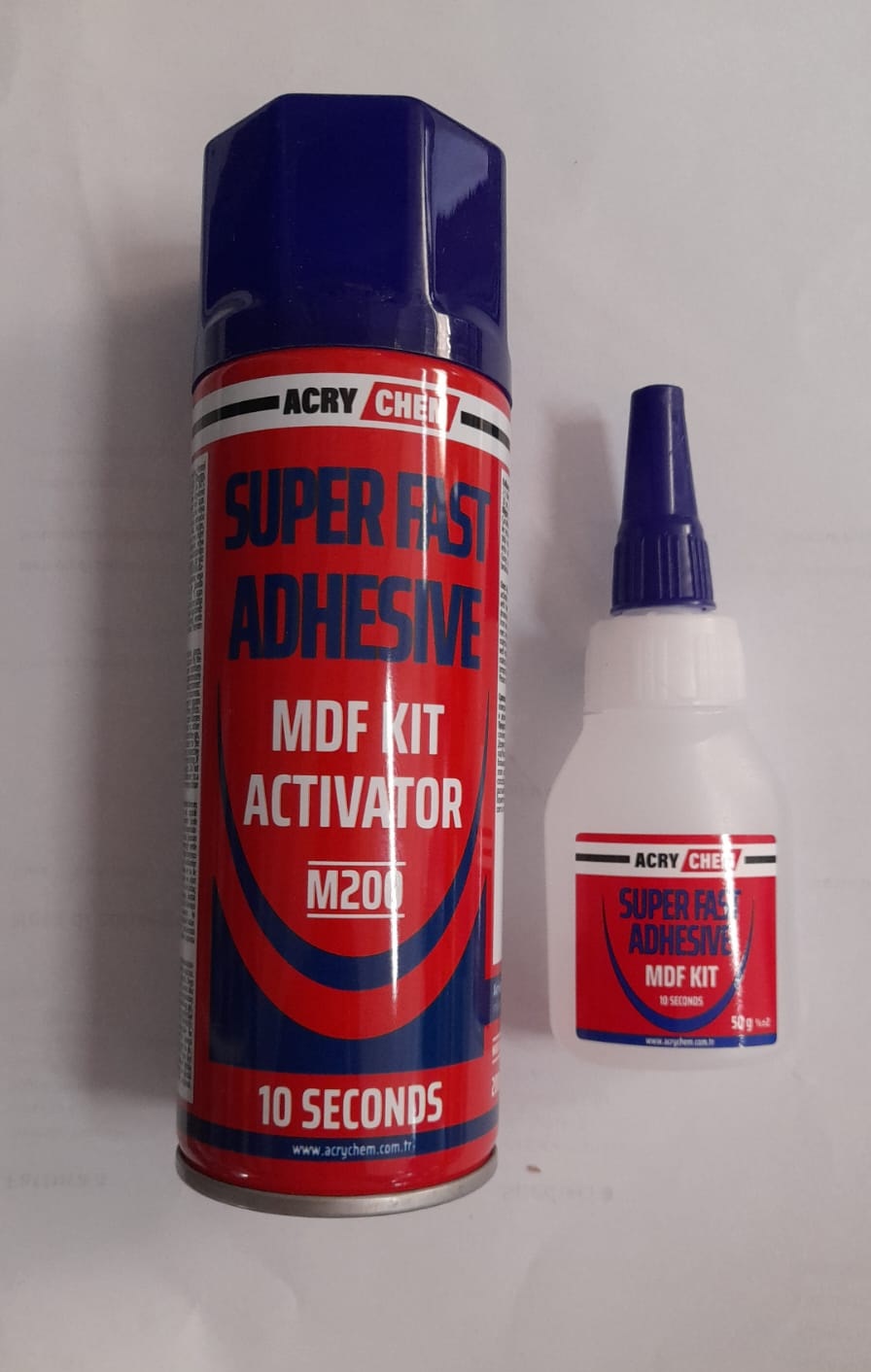 Super adesivo rapido ml 200 + attivatore da 50 ml TEL